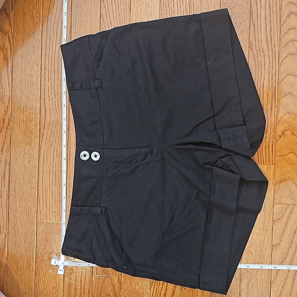 Black and white market shorts
